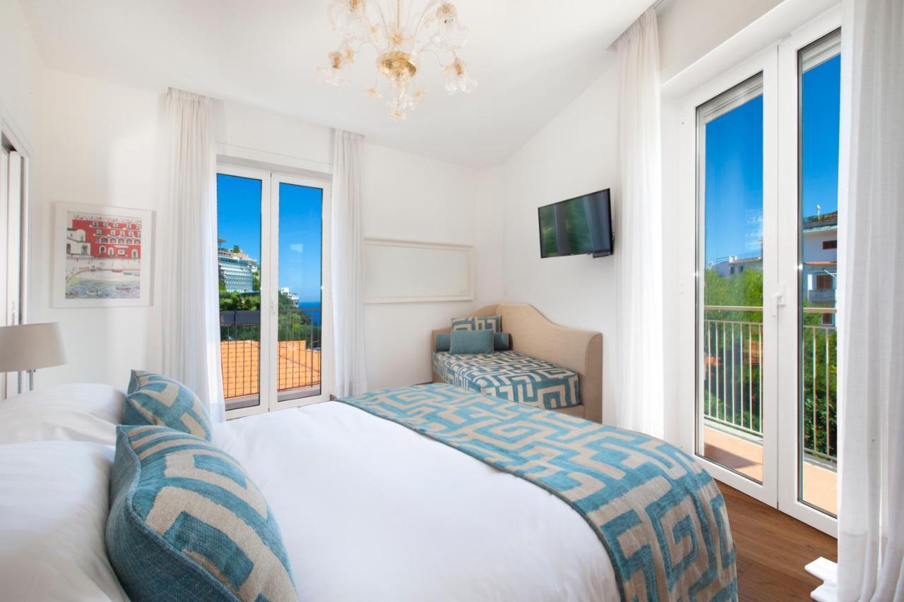 Sorrentovibes - Luxury Home Sea View & Jacuzzi In Sorrento Centre Dış mekan fotoğraf