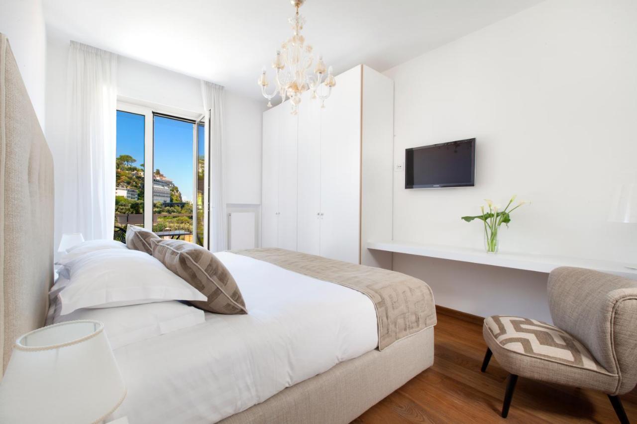 Sorrentovibes - Luxury Home Sea View & Jacuzzi In Sorrento Centre Dış mekan fotoğraf